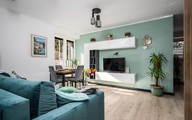 Warszawa Praga Stadion 2-Bedroom Apartament